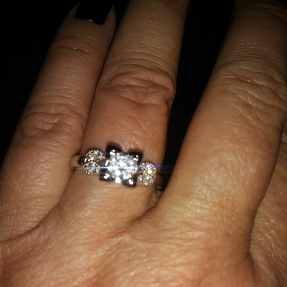 white sapphire white ring